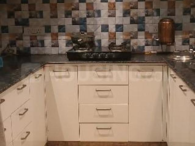 3 BHK Apartment in Vikaspuri for resale New Delhi. The reference number is 19296822