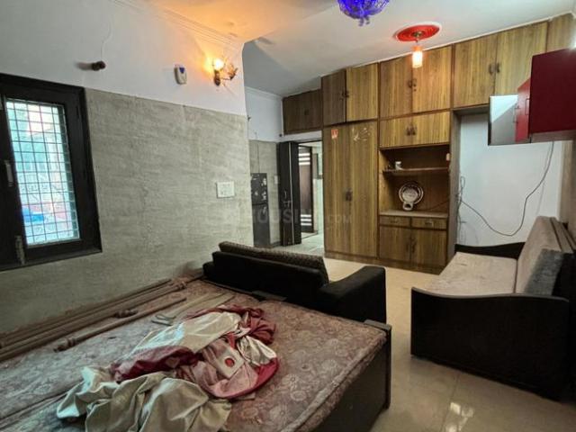 3 BHK Apartment in Vikaspuri for resale New Delhi. The reference number is 19928214