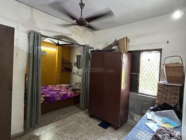 3 BHK Apartment in Vikaspuri for resale New Delhi. The reference number is 20353779