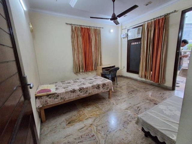 3 BHK Apartment in Vikaspuri for resale New Delhi. The reference number is 21146035