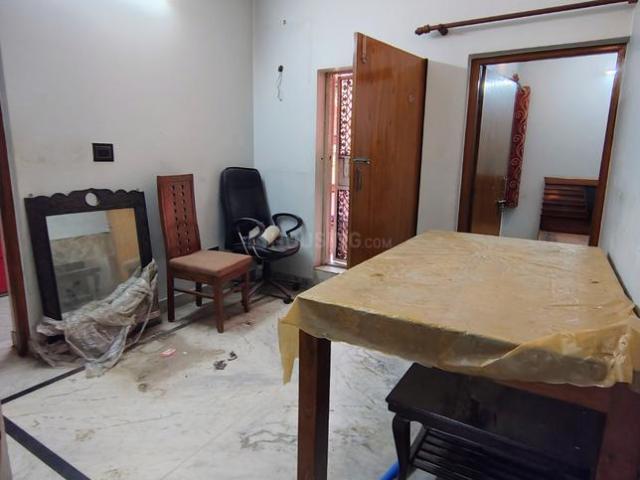 3 BHK Apartment in Vikaspuri for resale New Delhi. The reference number is 21162876