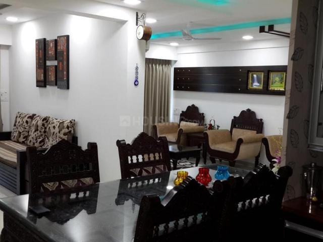 3 BHK Apartment in Vikhroli West for rent Mumbai. The reference number is 16062281