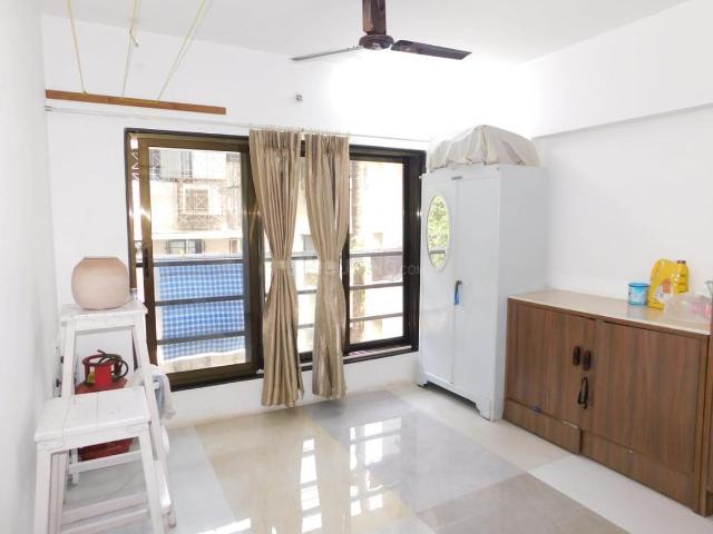 3 BHK Apartment in Vile Parle West for resale Mumbai. The reference number is 17723120