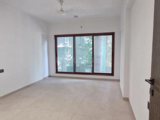 3 BHK Apartment in Vile Parle West for resale Mumbai. The reference number is 18785597