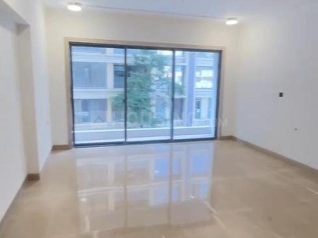 3 BHK Apartment in Vile Parle West for resale Mumbai. The reference number is 21132904