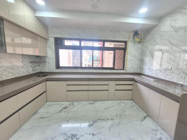 3 BHK Apartment in Vile Parle East for rent Mumbai. The reference number is 20195009