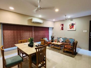 3 BHK Apartment in Vile Parle East for rent Mumbai. The reference number is 20302789