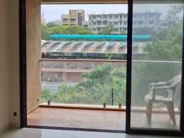 3 BHK Apartment in Vile Parle East for rent Mumbai. The reference number is 20923892