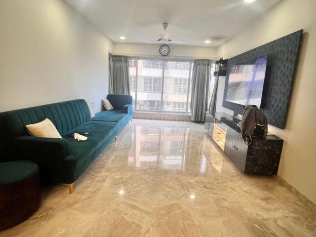 3 BHK Apartment in Vile Parle East for resale Mumbai. The reference number is 21116307