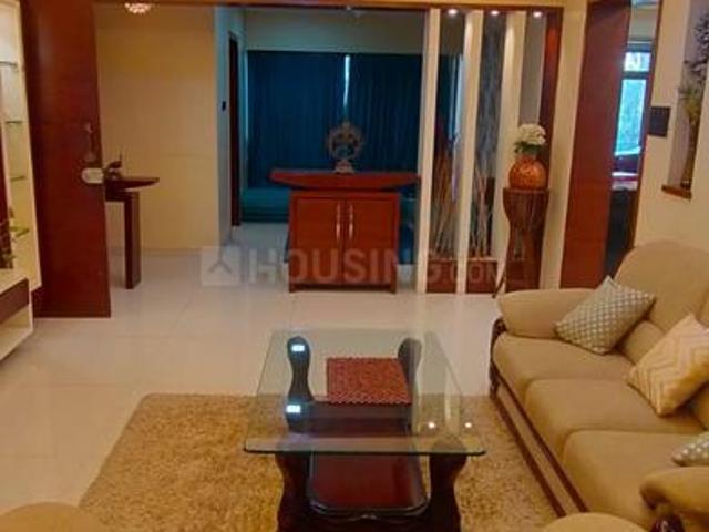 3 BHK Apartment in Vile Parle East for resale Mumbai. The reference number is 21128856
