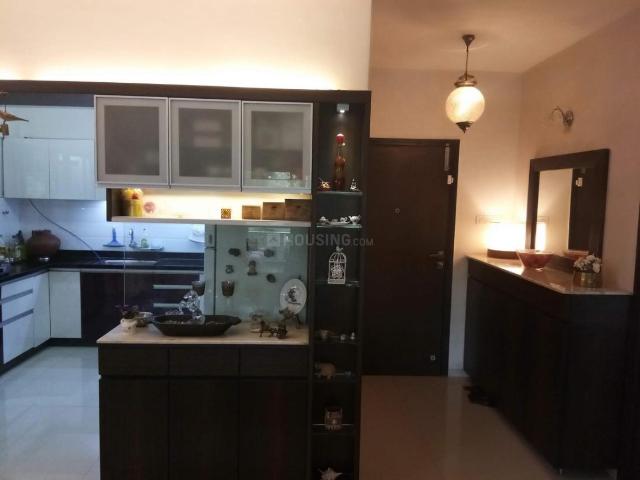 3 BHK Apartment in Viman Nagar for rent Pune. The reference number is 19605395