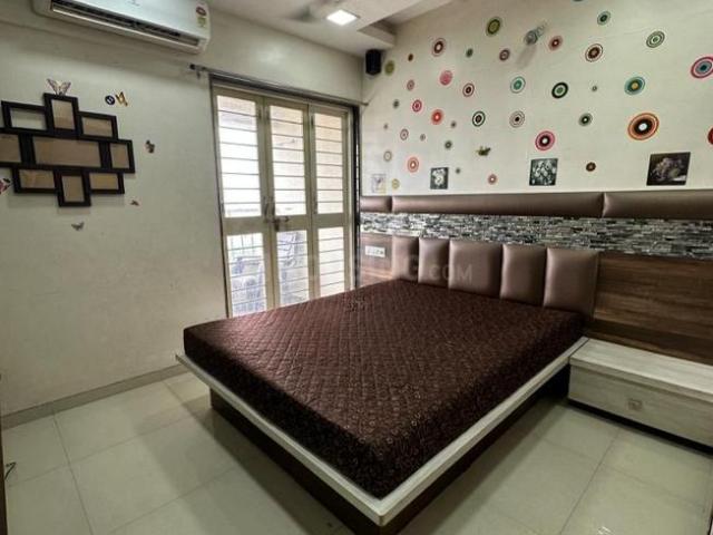 3 BHK Apartment in Viman Nagar for rent Pune. The reference number is 20642763