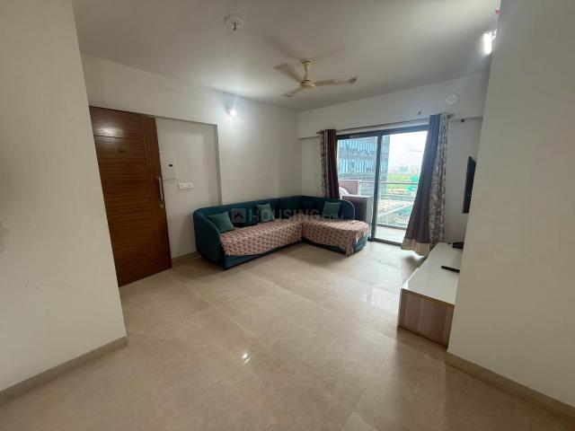 3 BHK Apartment in Viman Nagar for rent Pune. The reference number is 20878432