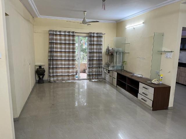 3 BHK Apartment in Viman Nagar for rent Pune. The reference number is 20968143