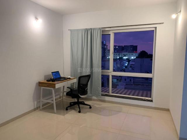 3 BHK Apartment in Viman Nagar for rent Pune. The reference number is 21099886