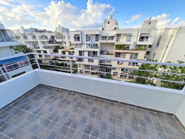 3 BHK Apartment in Viman Nagar for rent Pune. The reference number is 21101048