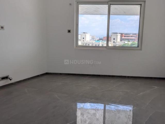 3 BHK Apartment in Viman Nagar for resale Pune. The reference number is 20957655