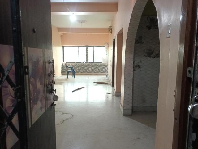 3 BHK Apartment in VIP Nagar for rent Kolkata. The reference number is 19870164