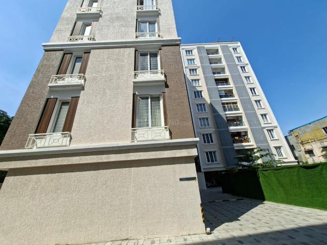 3 BHK Apartment in Virugambakkam for resale Chennai. The reference number is 21395412