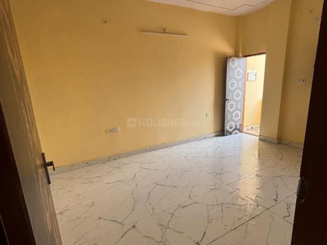 3 BHK Apartment in Vrindaban Bangar for rent Vrindavan. The reference number is 21160772