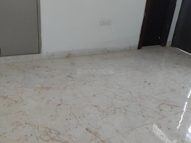 3 BHK Apartment in Vrindavan Yojana for rent Lucknow. The reference number is 20596121