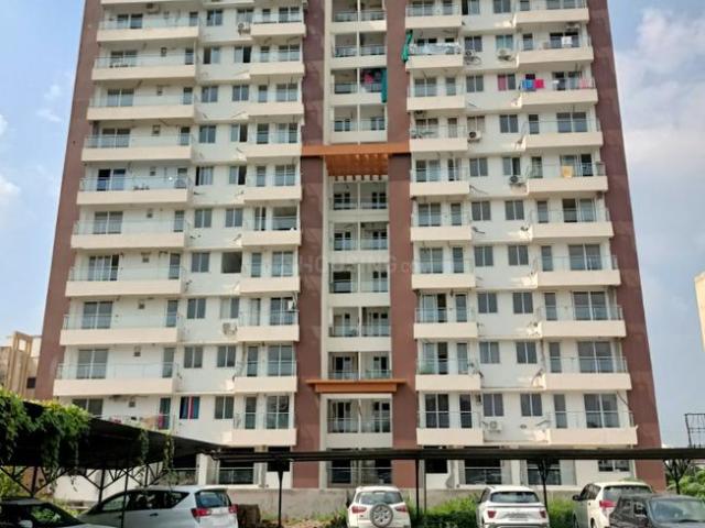 3 BHK Apartment in Vrindavan Yojana for resale Lucknow. The reference number is 11341921