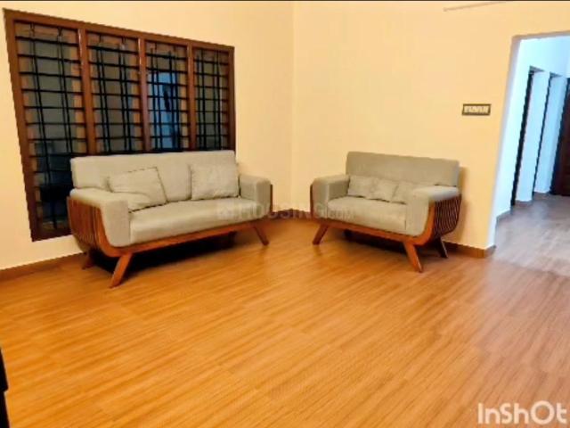 3 BHK Apartment in Vyttila for rent Kochi. The reference number is 21072978