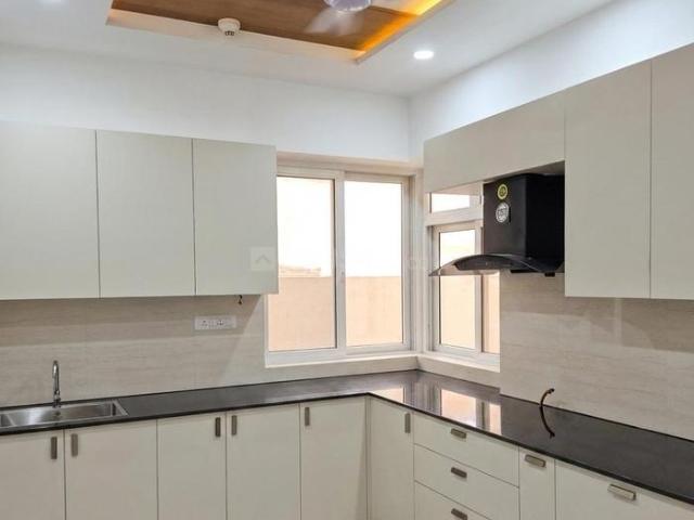 3 BHK Apartment in Vyttila for rent Kochi. The reference number is 21006415