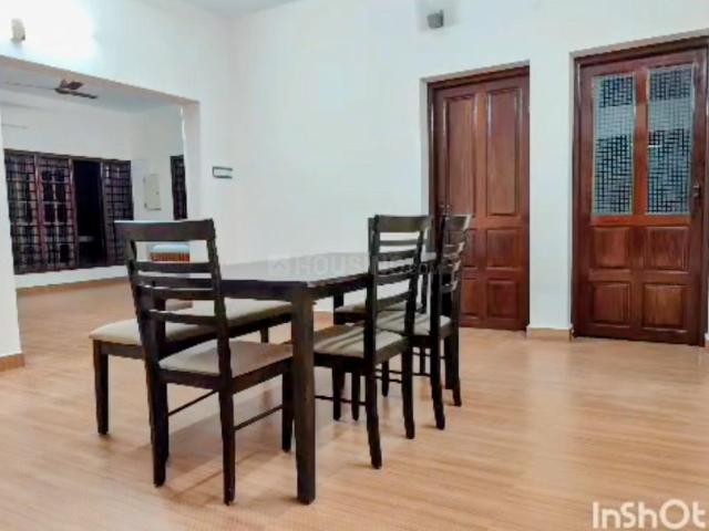 3 BHK Apartment in Vyttila for rent Kochi. The reference number is 21285167