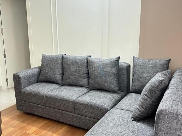 3 BHK Apartment in Vyttila for rent Kochi. The reference number is 21342134