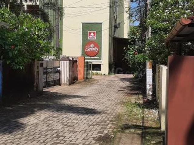 3 BHK Apartment in Vyttila for resale Kochi. The reference number is 20750322