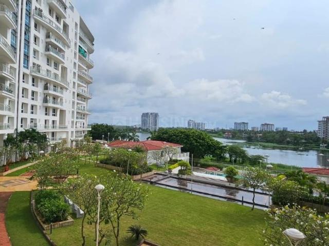 3 BHK Apartment in Vyttila for resale Kochi. The reference number is 21102473