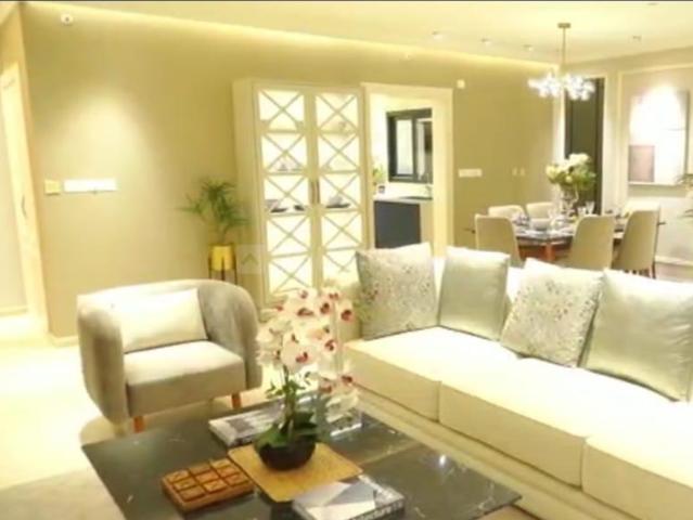 3 BHK Apartment in Vyttila for resale Kochi. The reference number is 21224307