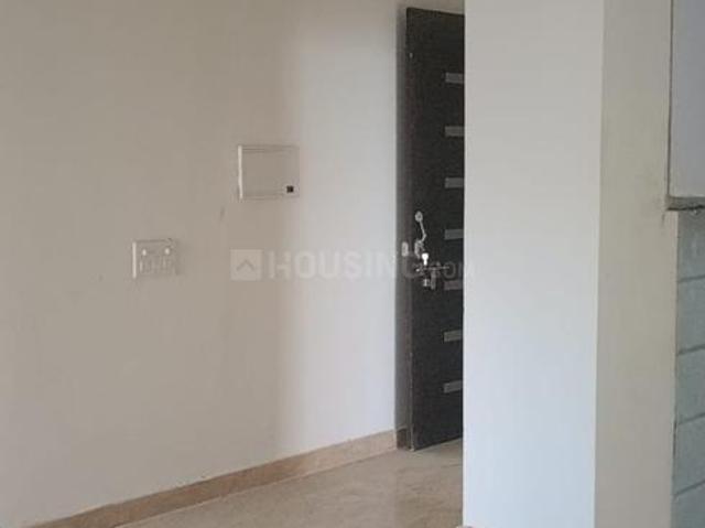 3 BHK Apartment in Yeida for rent Greater Noida. The reference number is 16327237