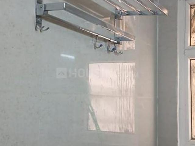 3 BHK Apartment in Yeida for rent Greater Noida. The reference number is 19143245