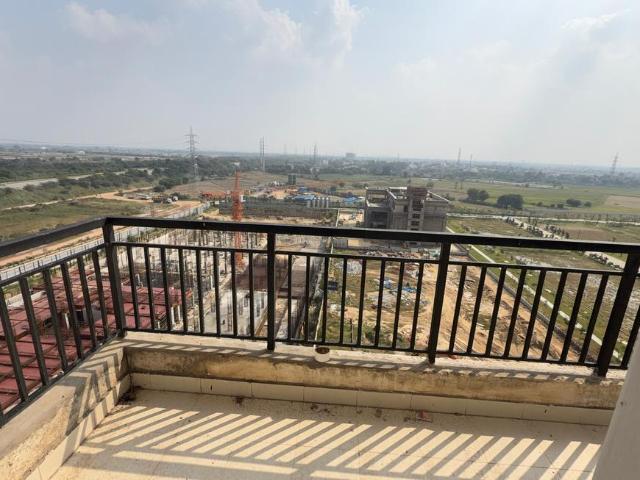 3 BHK Apartment in Yeida for rent Greater Noida. The reference number is 21308842