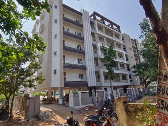 3 BHK Apartment in Yendada for resale Visakhapatnam. The reference number is 19076080