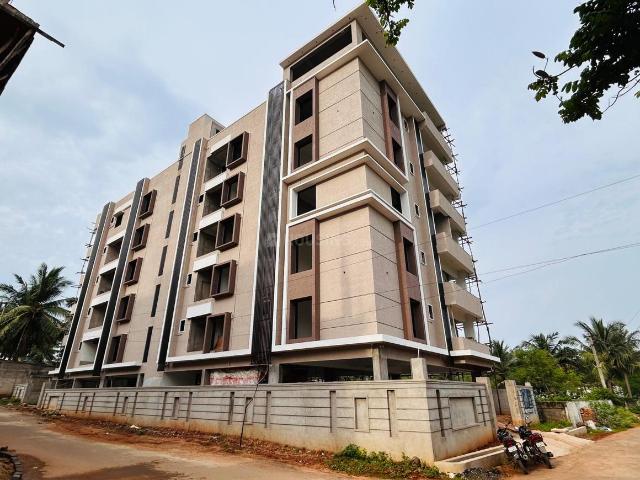 3 BHK Apartment in Yendada for resale Visakhapatnam. The reference number is 20336211