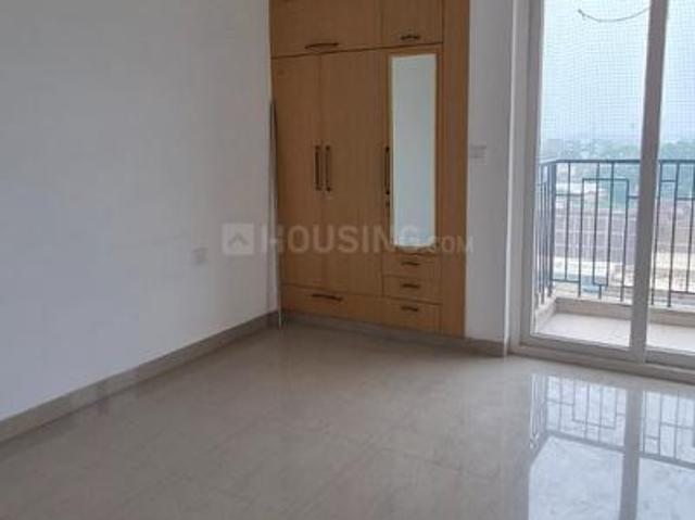 3 BHK Apartment in Zeta I for resale Greater Noida. The reference number is 21028074