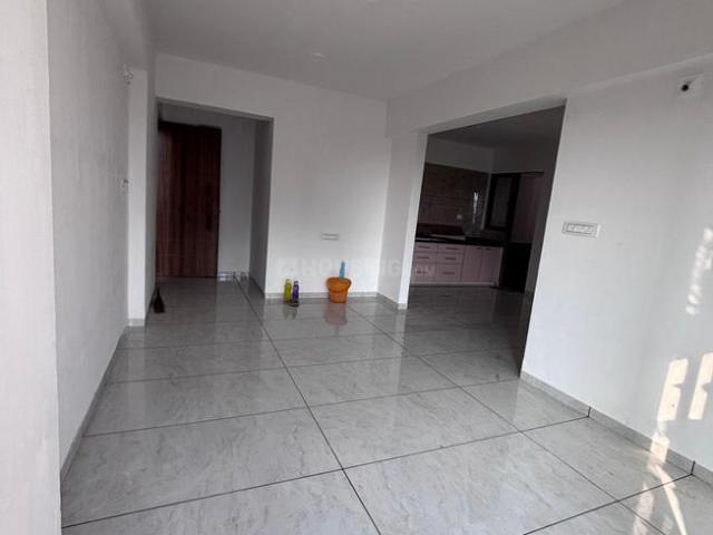 3 BHK Apartment in Zundal for rent Ahmedabad. The reference number is 19199347