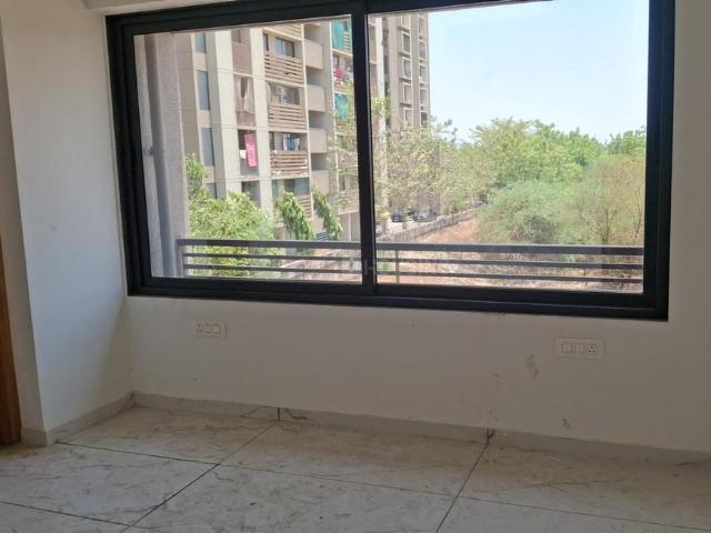 3 BHK Apartment in Zundal for rent Ahmedabad. The reference number is 20337224