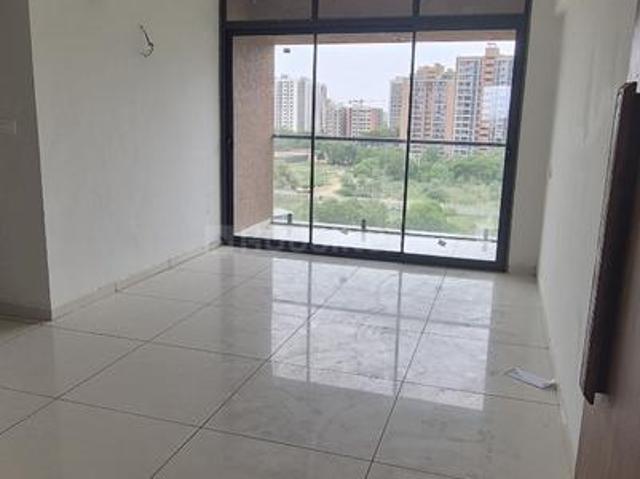 3 BHK Apartment in Zundal for rent Ahmedabad. The reference number is 20718924