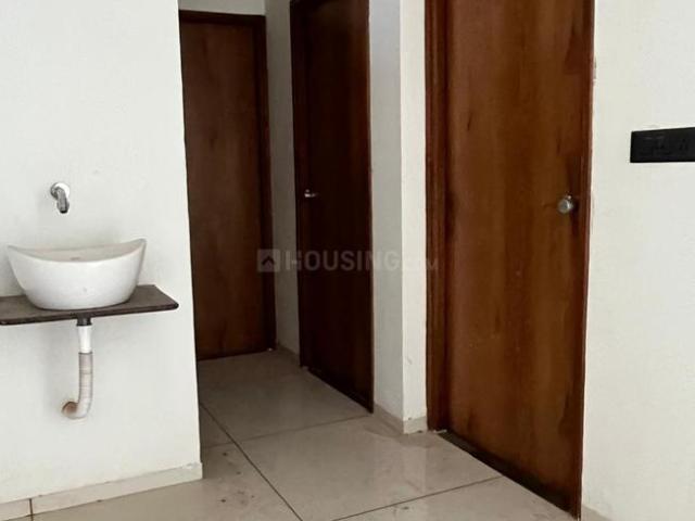 3 BHK Apartment in Zundal for rent Ahmedabad. The reference number is 20940649