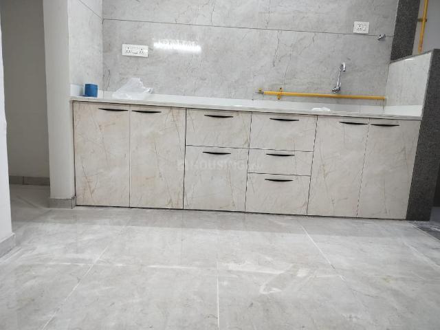3 BHK Apartment in Zundal for rent Ahmedabad. The reference number is 21029498