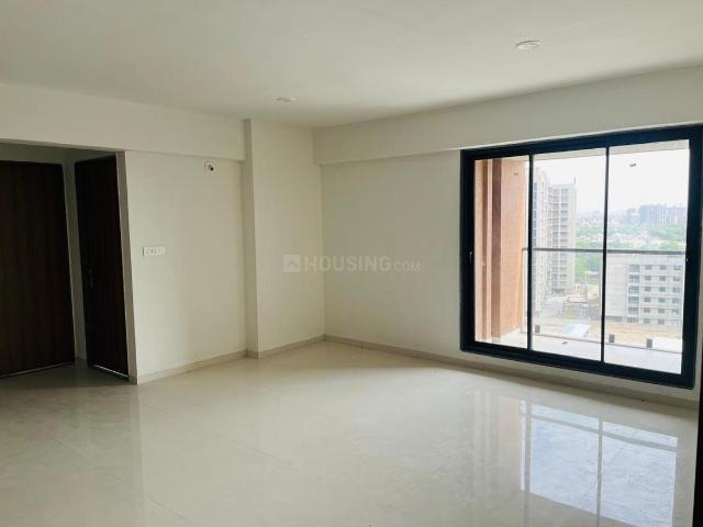 3 BHK Apartment in Zundal for rent Ahmedabad. The reference number is 21033316