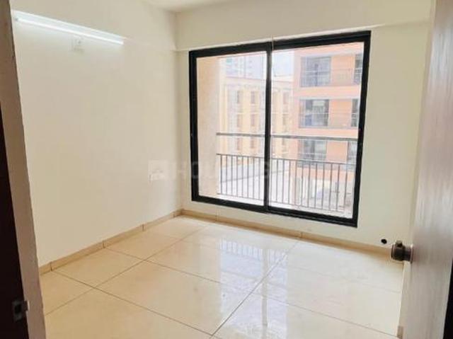 3 BHK Apartment in Zundal for rent Ahmedabad. The reference number is 21306336