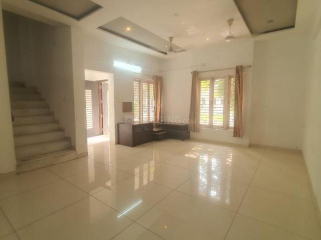 3 BHK Duplex in Bhayli for rent Vadodara. The reference number is 19546247