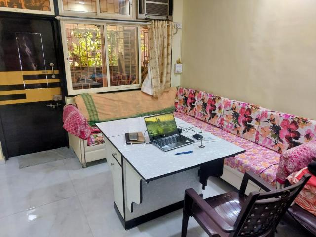 3 BHK Duplex in Goregaon West for rent Mumbai. The reference number is 20145938