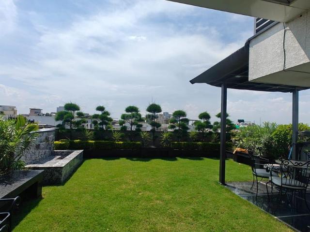 3 BHK Duplex in Greater Kailash II for resale New Delhi. The reference number is 20770317
