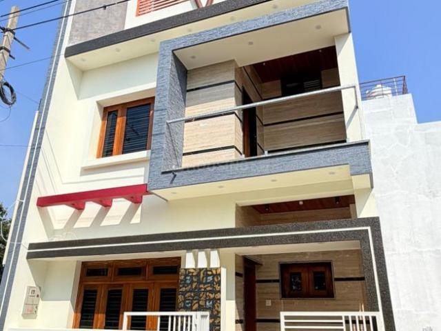 3 BHK Duplex in Lalitaddripura for resale Mysore. The reference number is 21289274
